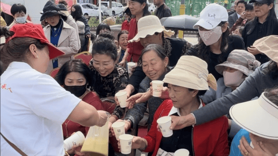 陕西榆林市横山区互联网协会成立暨走进区老年大学公益慰问演出圆满举行