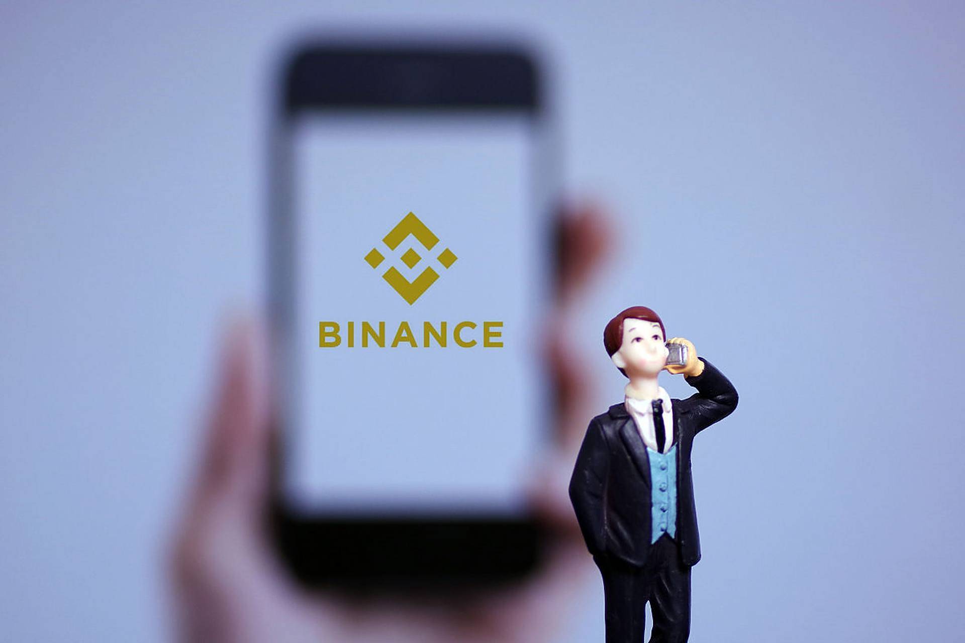 特朗普赦免赵长鹏，币安要重返美国？BNB暴涨8%，市场格局将重塑